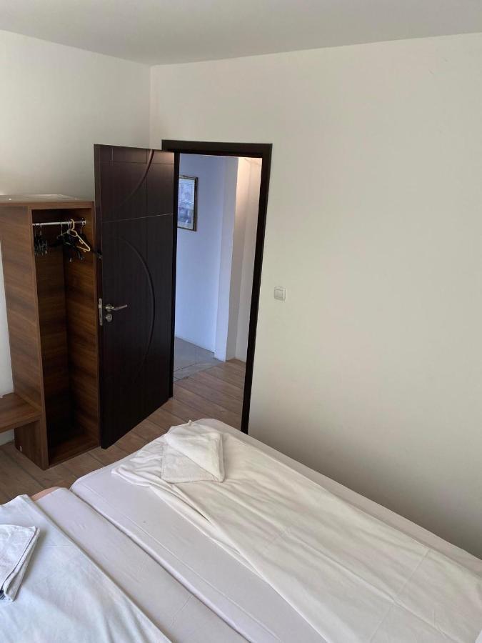 Safo Apartments And Rooms Sozopol Bagian luar foto