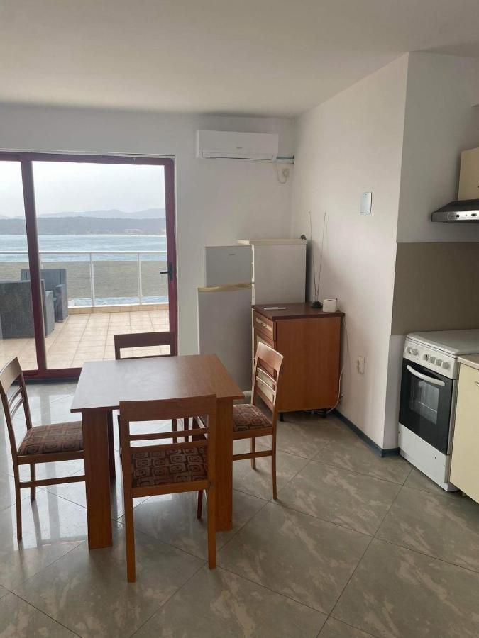 Safo Apartments And Rooms Sozopol Bagian luar foto