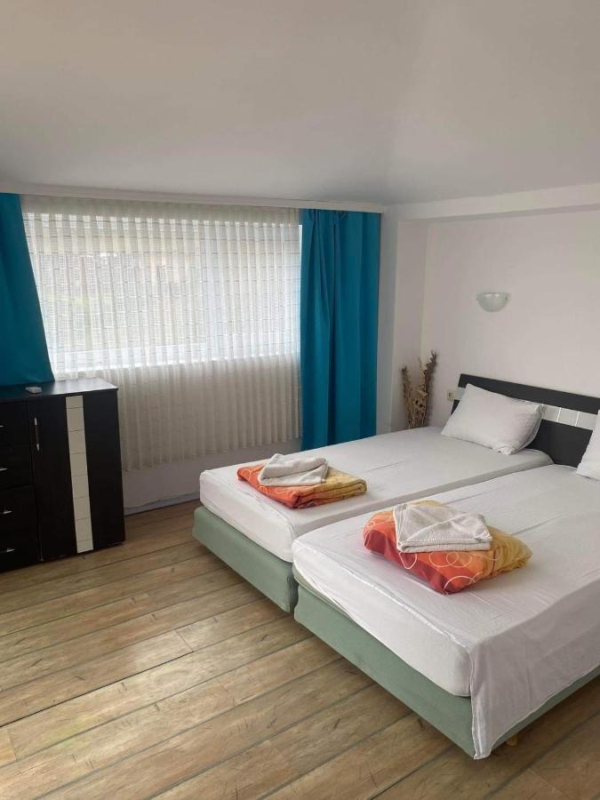 Safo Apartments And Rooms Sozopol Bagian luar foto