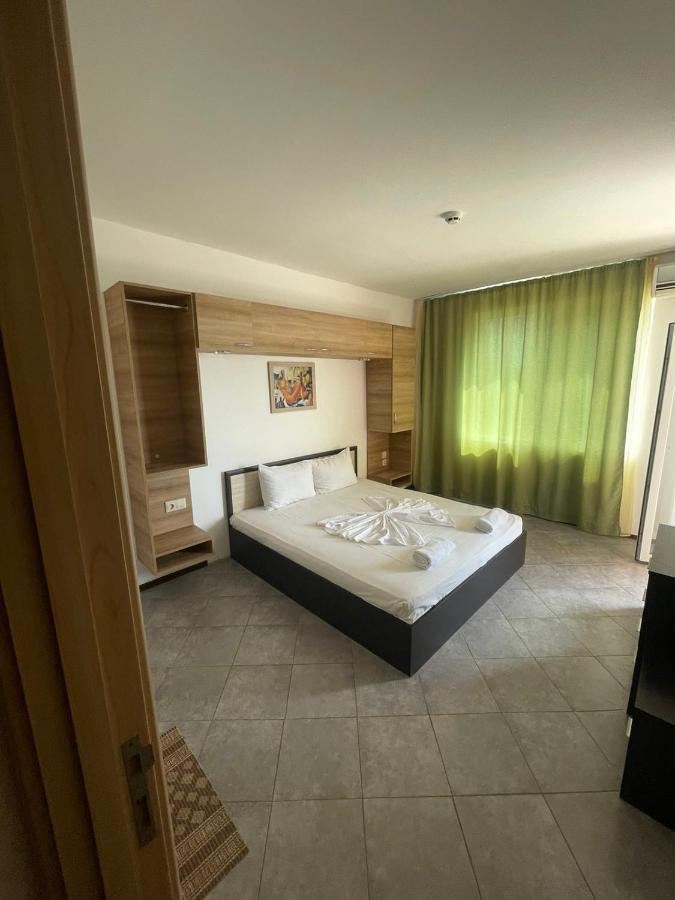 Safo Apartments And Rooms Sozopol Bagian luar foto