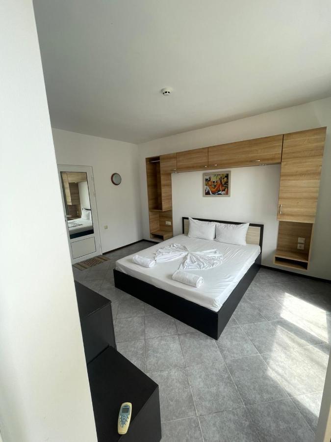 Safo Apartments And Rooms Sozopol Bagian luar foto