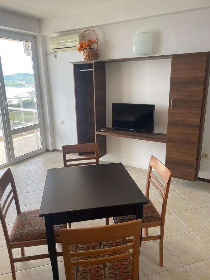 Safo Apartments And Rooms Sozopol Bagian luar foto