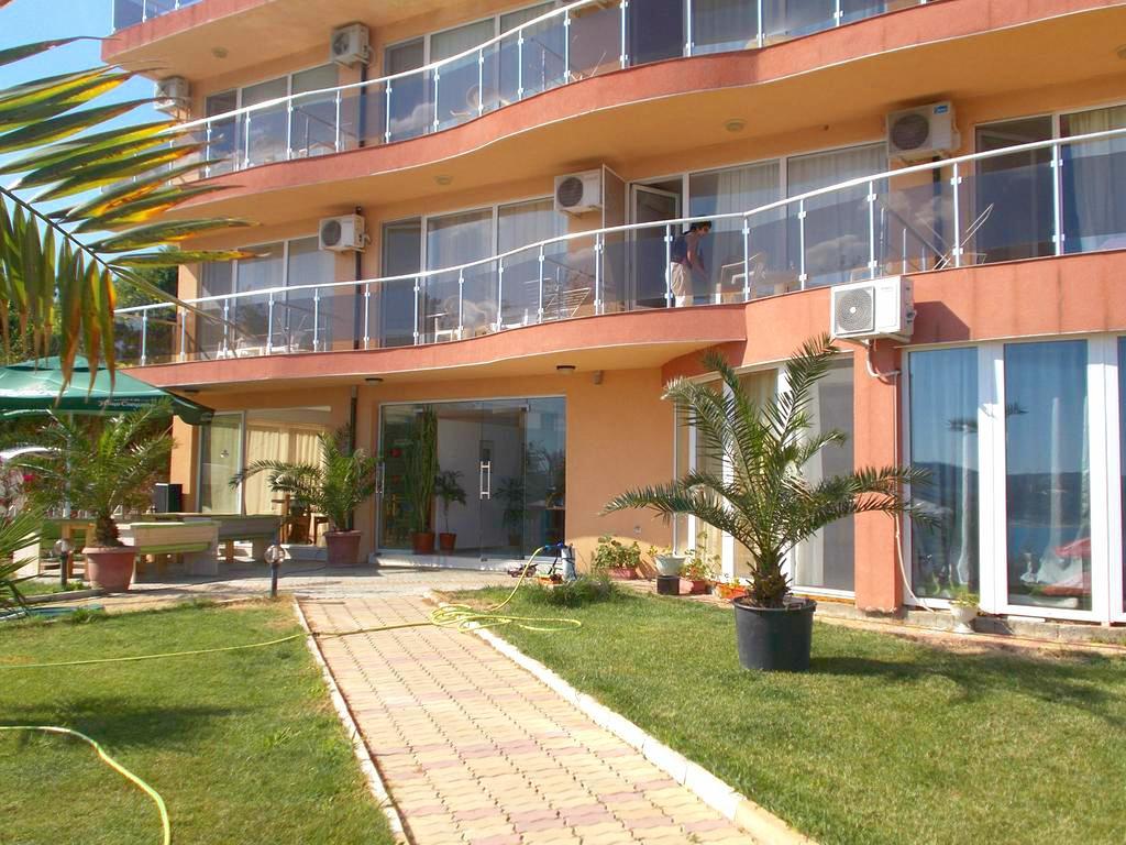 Safo Apartments And Rooms Sozopol Bagian luar foto